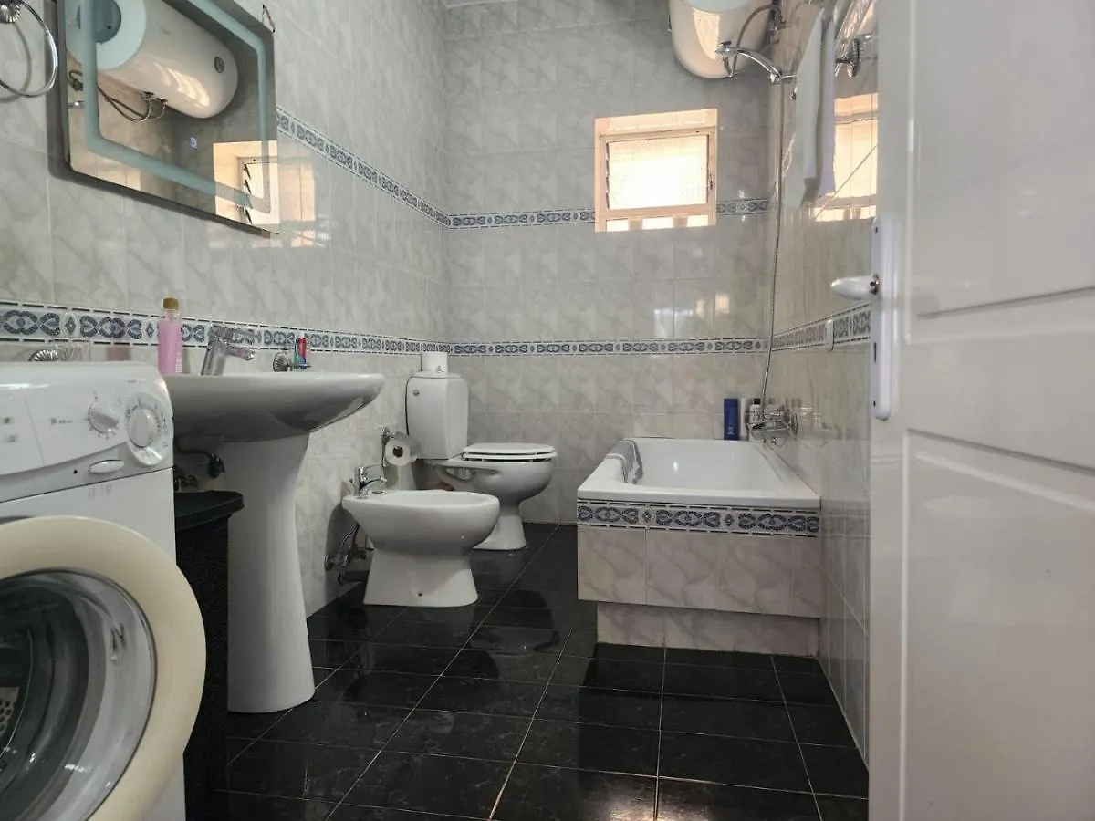 Holiday Sea View Apartment Sarande